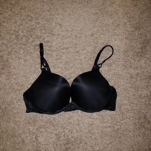 Victoria's Secret Bombshell Plunge push up bra